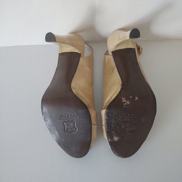 Stuart Weitzman high heel swing back shoes size 9 - Picture 5 of 7